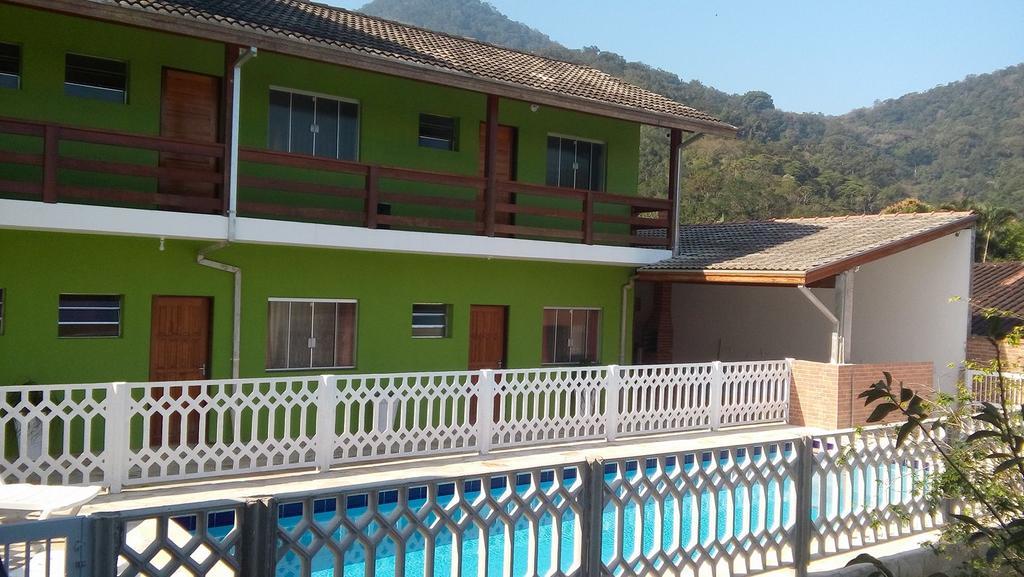 Montanhas Bem Te VI Hotel Карагуататуба Екстериор снимка